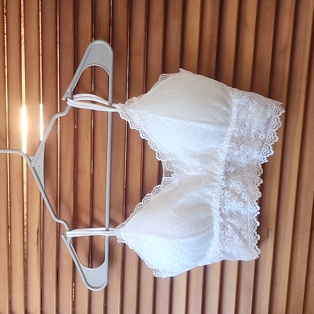 4pc Lace Bralettes - Picture 2 of 4